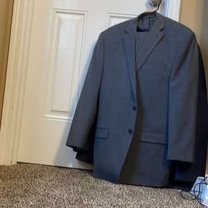 Michael Straham suit